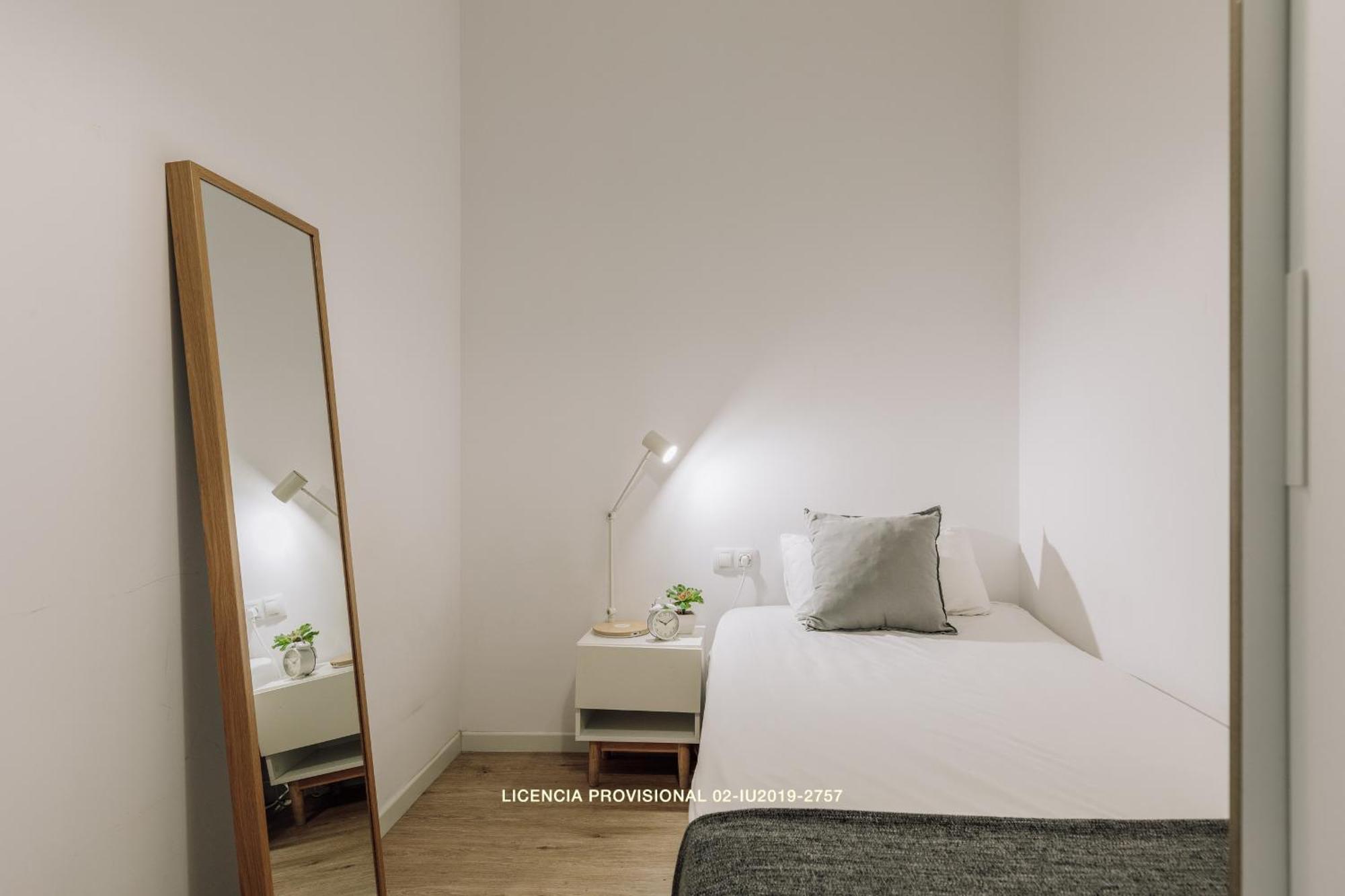 Ola Living Sant Antoni Market Appartamento Barcellona